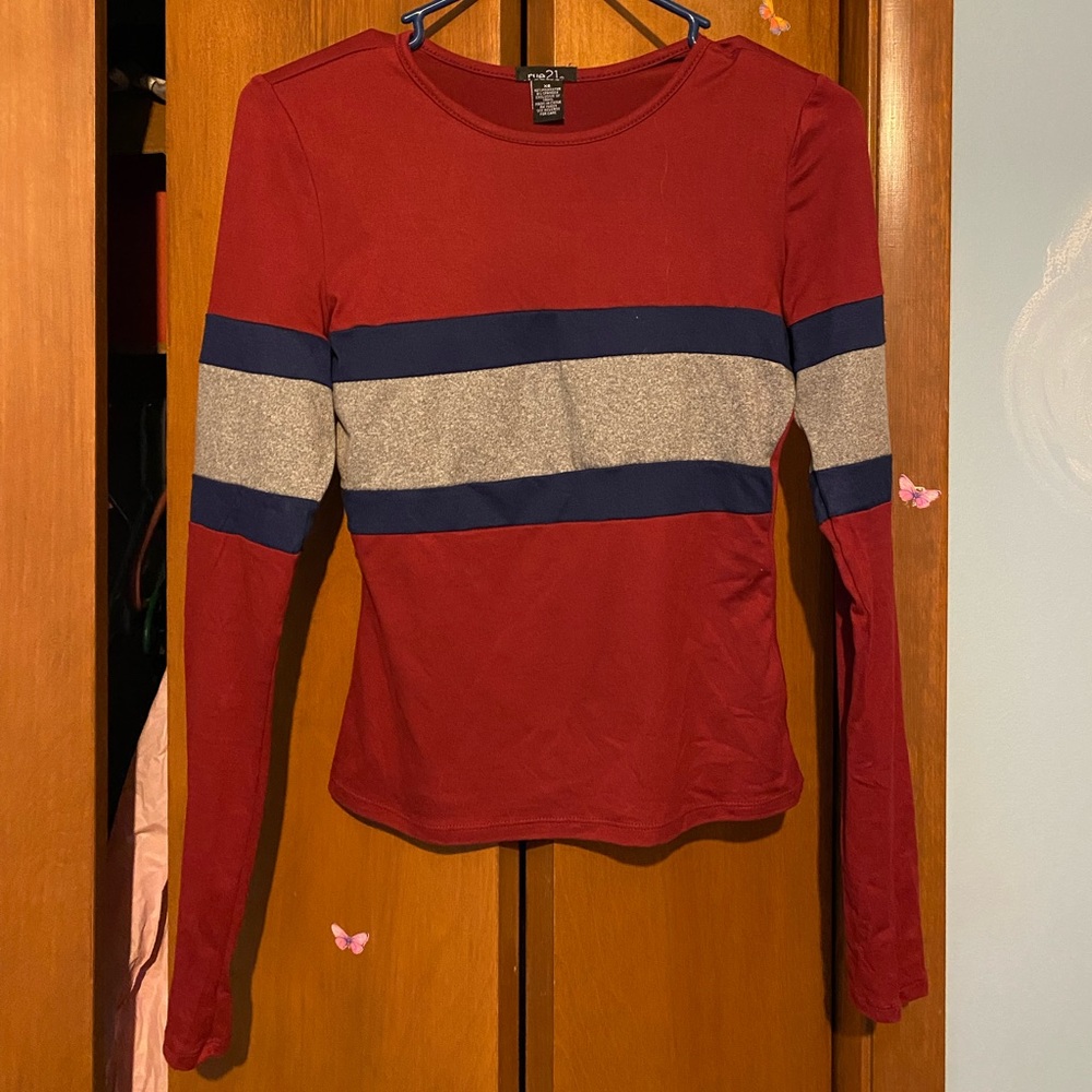 Rue21 maroon long sleeve